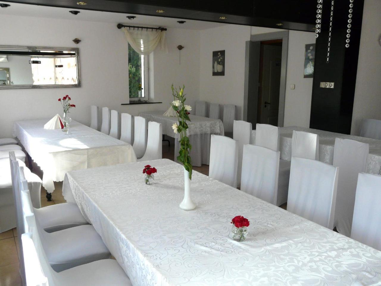 שצ'צ'ין Villa Vivian מראה חיצוני תמונה